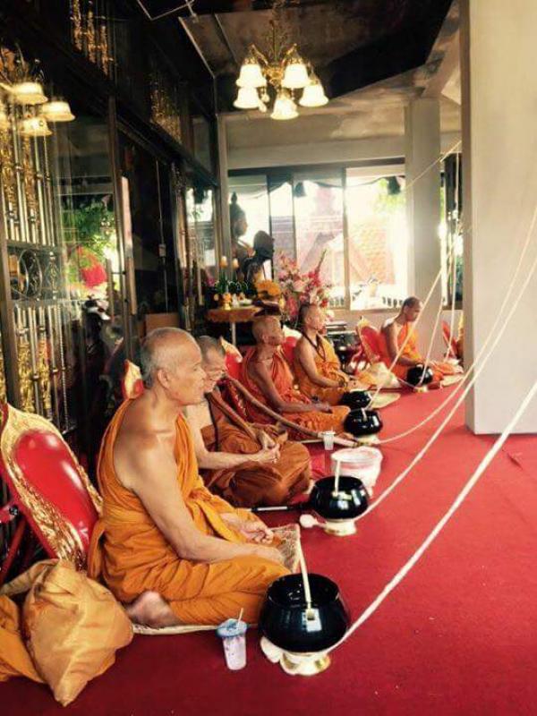 พระภูธร