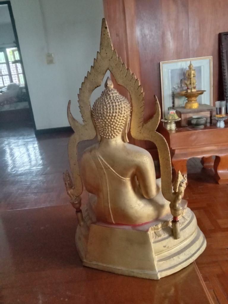 พระประมูล